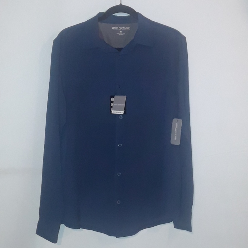 3/$10 Great Northwest buttondown moisture wicking